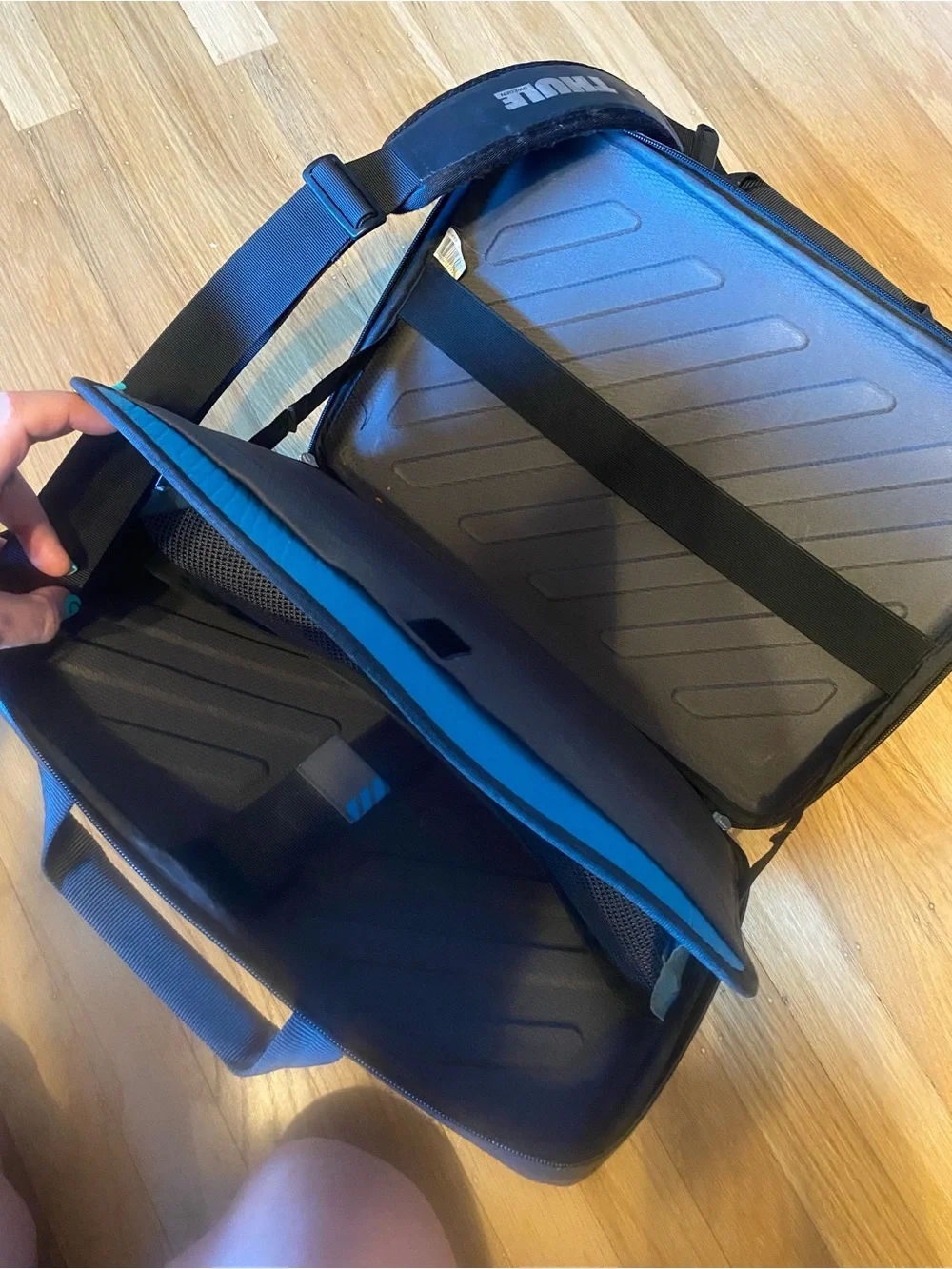 Thule Black Hard-Shell Laptop Briefcase with Shoulder Strap